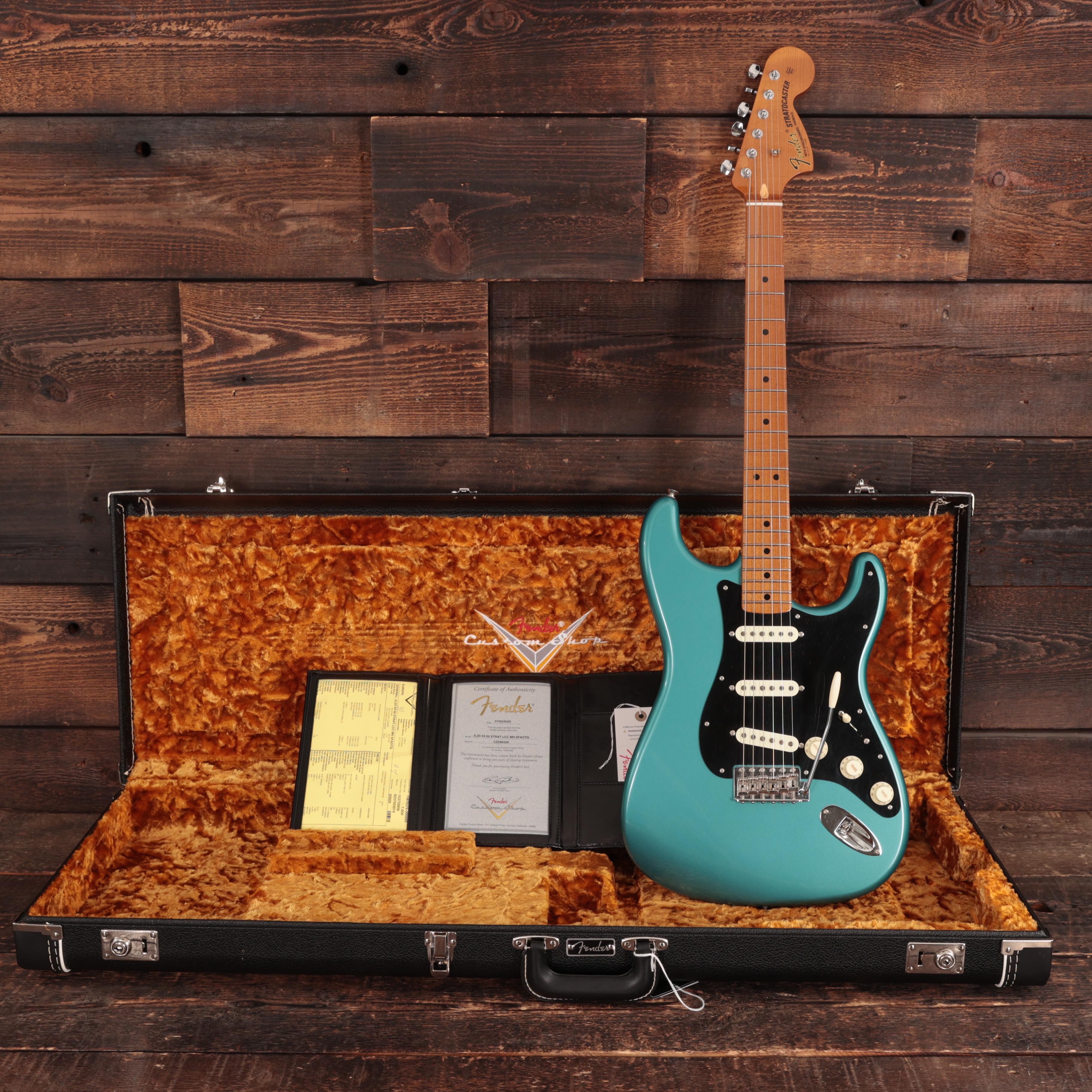 Fender Custom Shop '69 Stratocaster Deluxe Closet Classic in Super